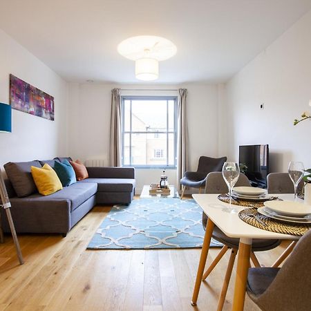 Urban Living'S ~ King Edward Luxury Apartments In The Heart Of 윈저 외부 사진