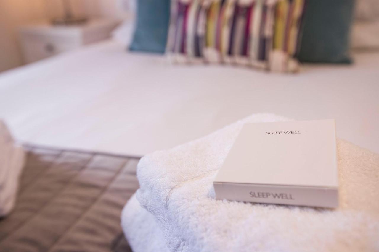 Urban Living'S ~ King Edward Luxury Apartments In The Heart Of 윈저 외부 사진