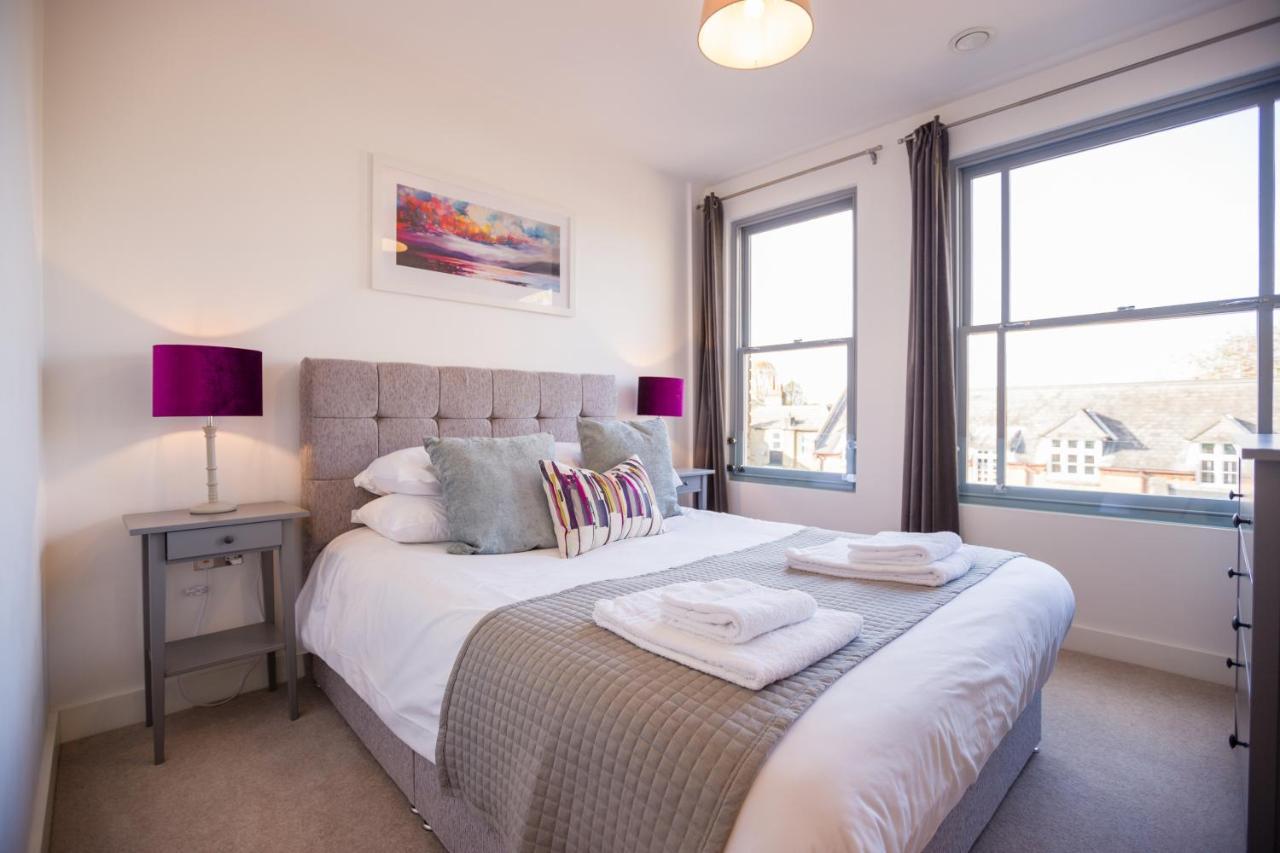 Urban Living'S ~ King Edward Luxury Apartments In The Heart Of 윈저 외부 사진
