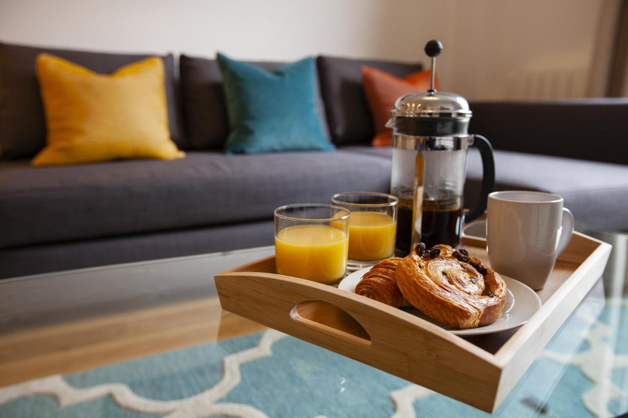 Urban Living'S ~ King Edward Luxury Apartments In The Heart Of 윈저 외부 사진