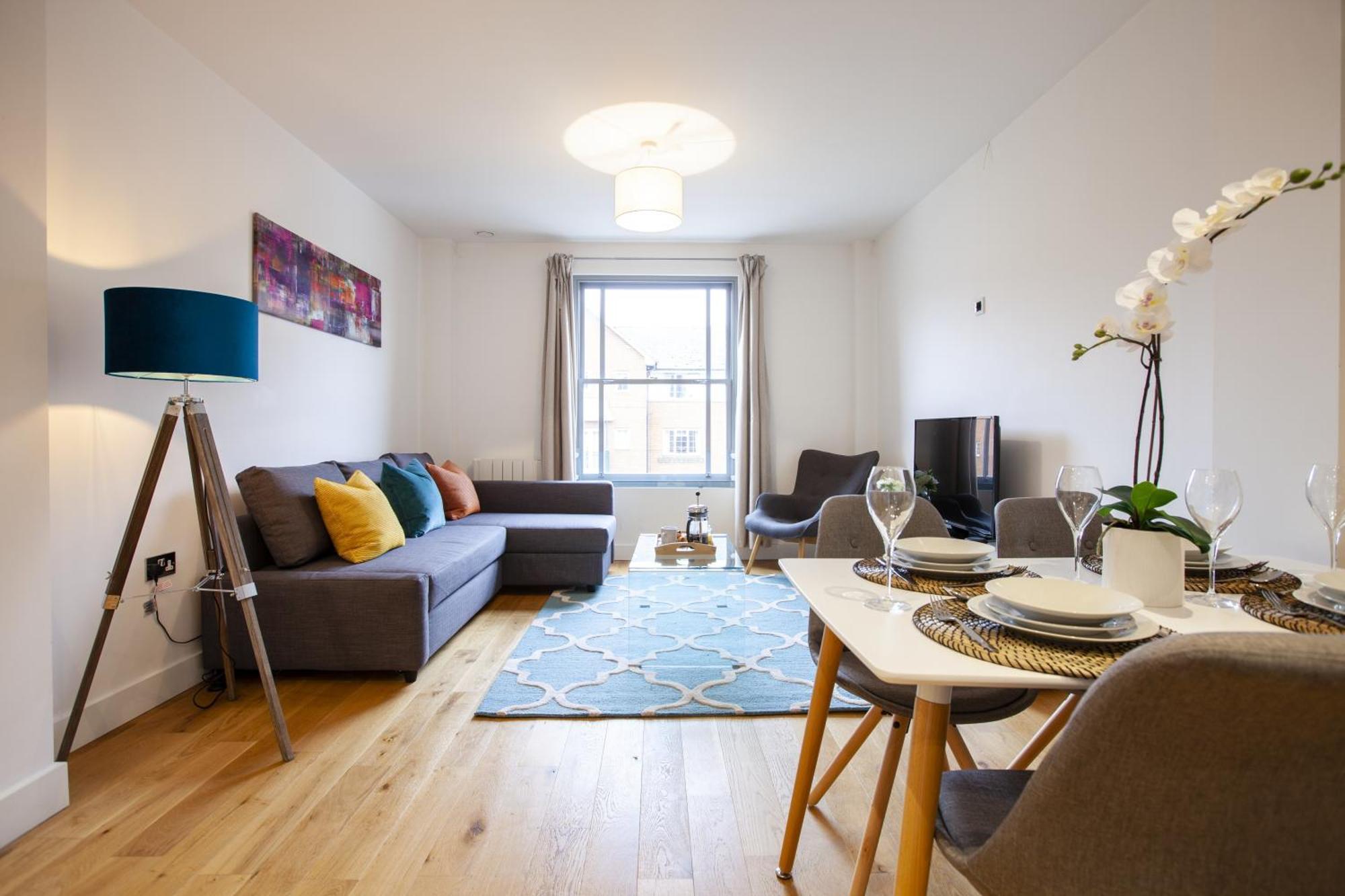 Urban Living'S ~ King Edward Luxury Apartments In The Heart Of 윈저 외부 사진