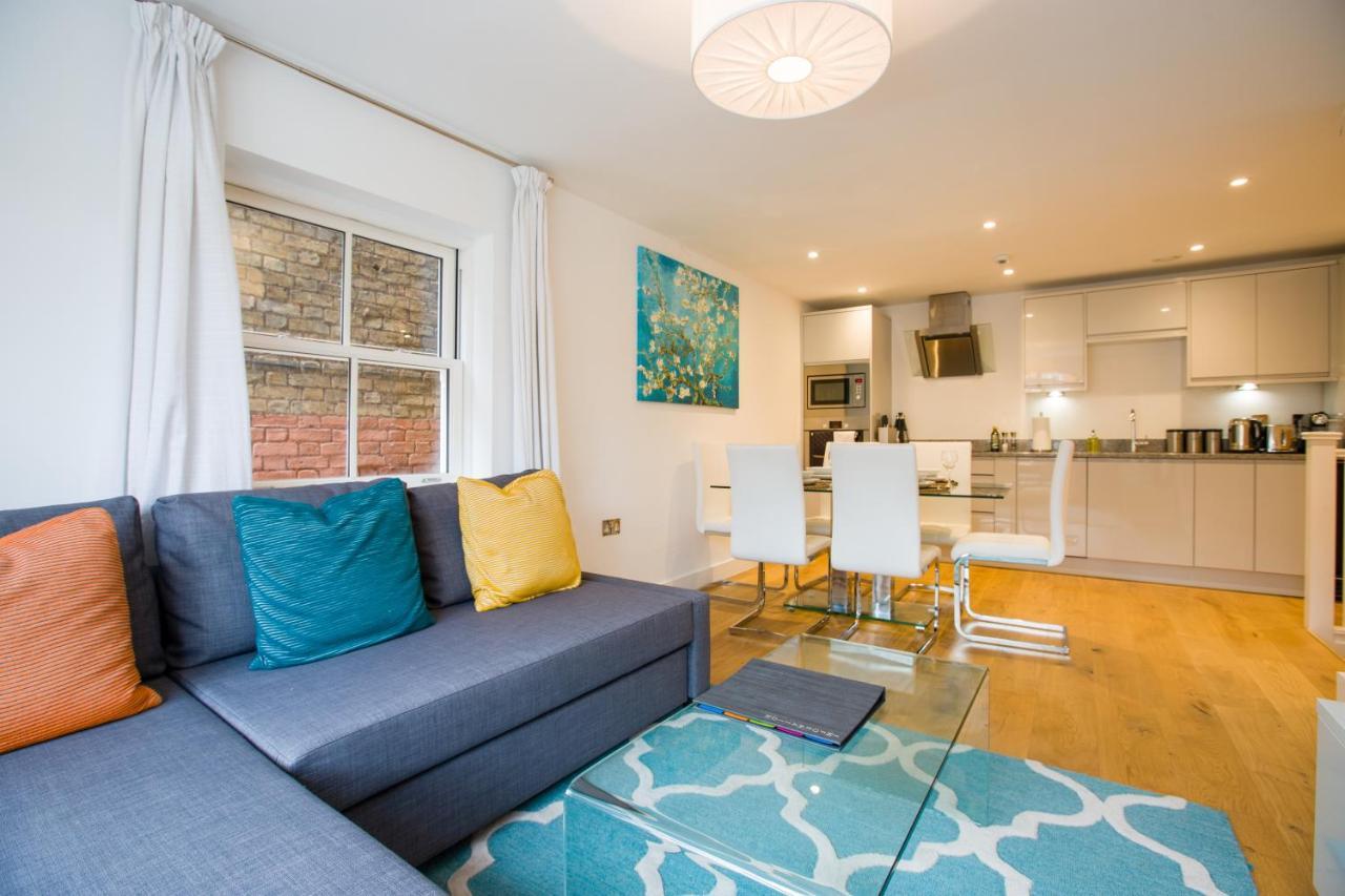 Urban Living'S ~ King Edward Luxury Apartments In The Heart Of 윈저 외부 사진